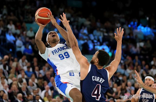 澳大利亚男篮力克奇才，哈里斯送出助攻