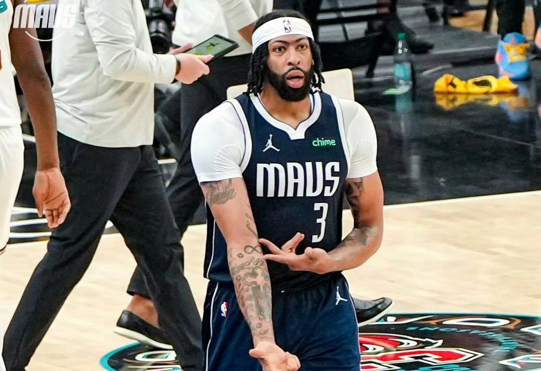 九游娱乐官方网站-NBA常规赛灰熊客场力克独行侠，结束两连败的简单介绍