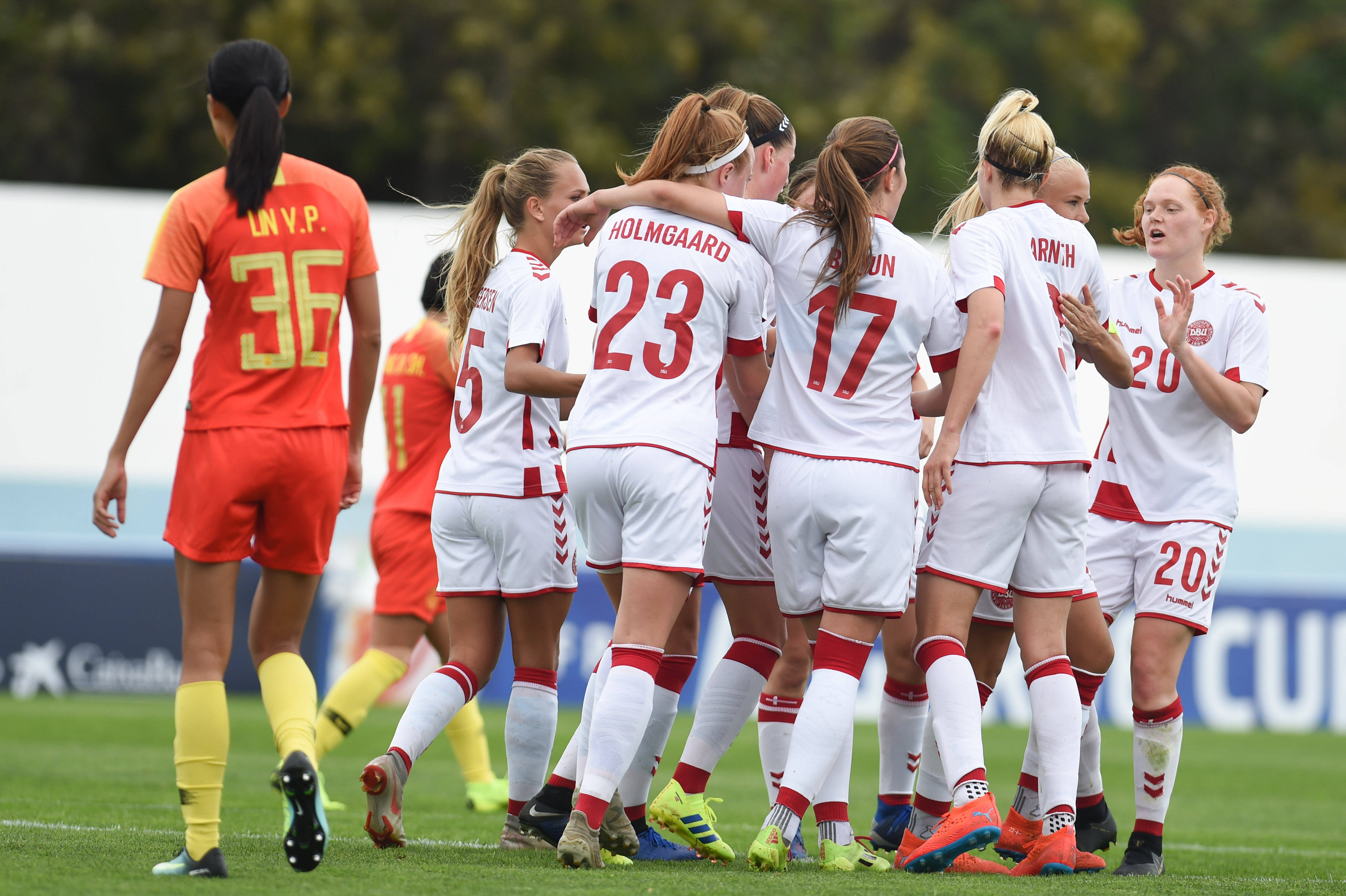 澳大利亚女足战胜英格兰，赢得友谊赛冠军的简单介绍