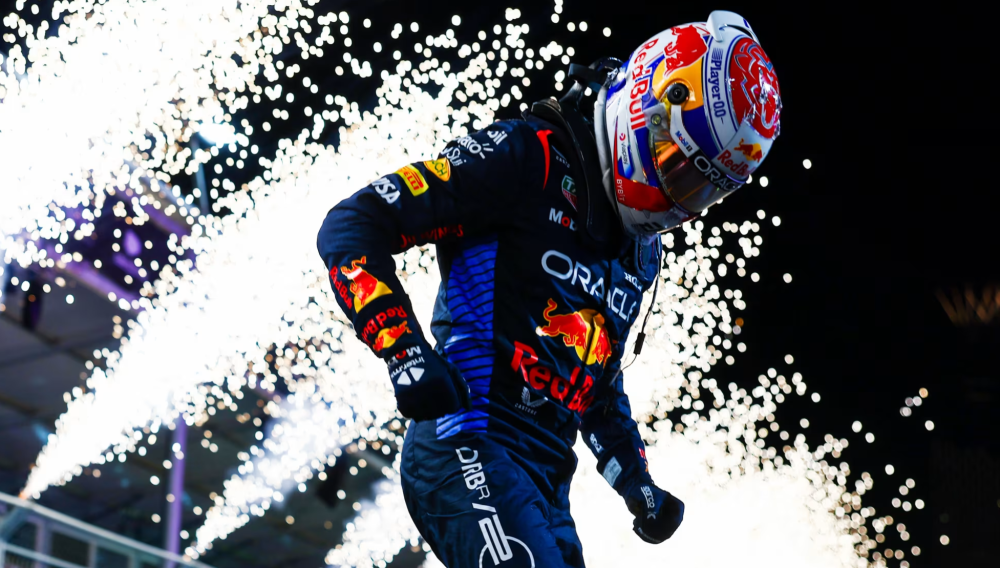 关于阿斯顿马丁力克红牛二队,阿隆索刷新纪录的信息 关于阿斯顿马丁力克红牛二队,阿隆索刷新纪录的信息