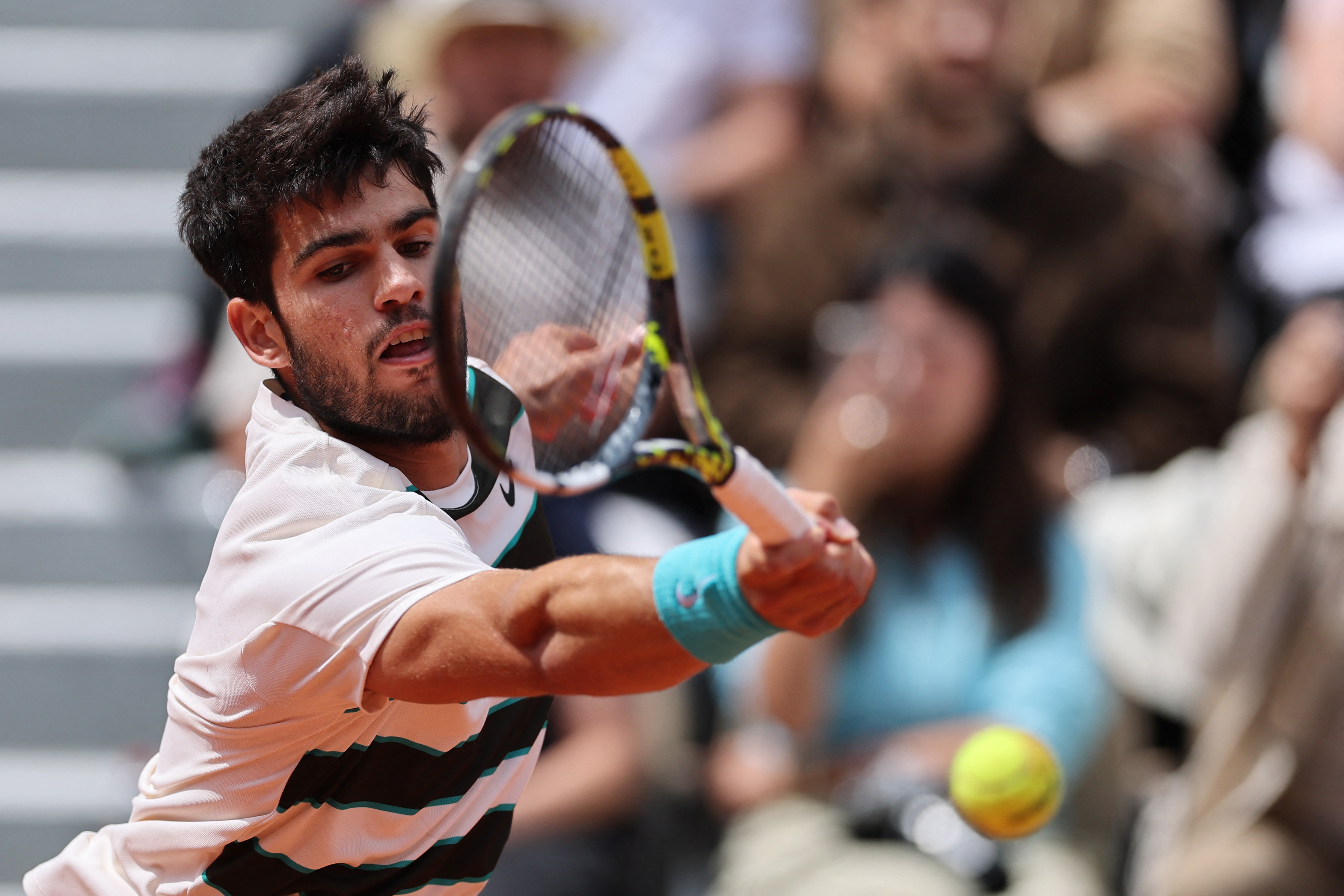 九游体育平台-戴维斯杯险胜法网，阿尔卡拉斯刷新纪录的简单介绍