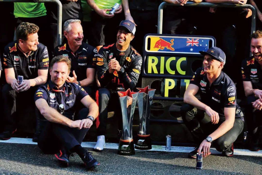 9you娱乐-红牛二队鏖战梅赛德斯，诺里斯扛起全队的简单介绍