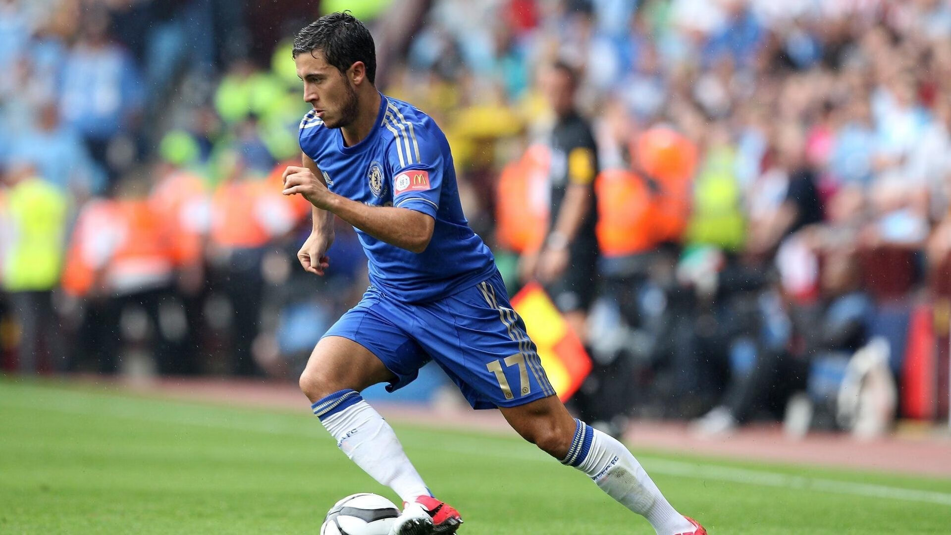 九游体育官方入口-广东队轻取勇士，拉文成为关键先生，一场跨越篮球次元的梦幻对决