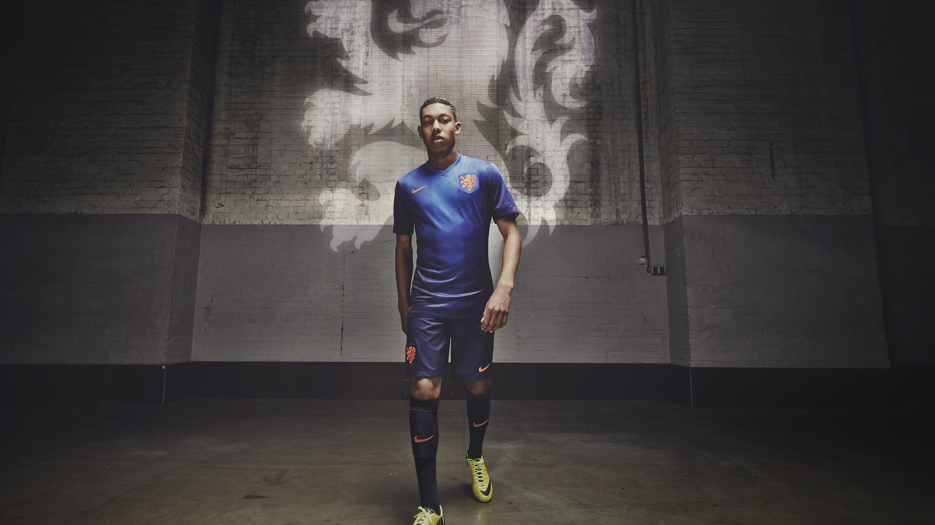 跨越大陆的冠军之心，从上海滩到德甲赛场，胜利的两种模样